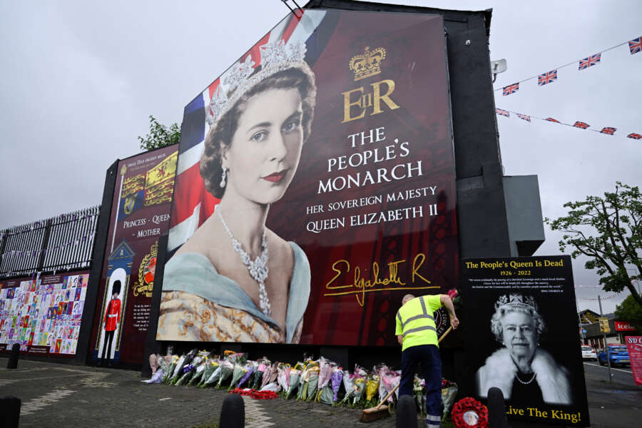 With Queen Elizabeth’s death, republicans sense their chance