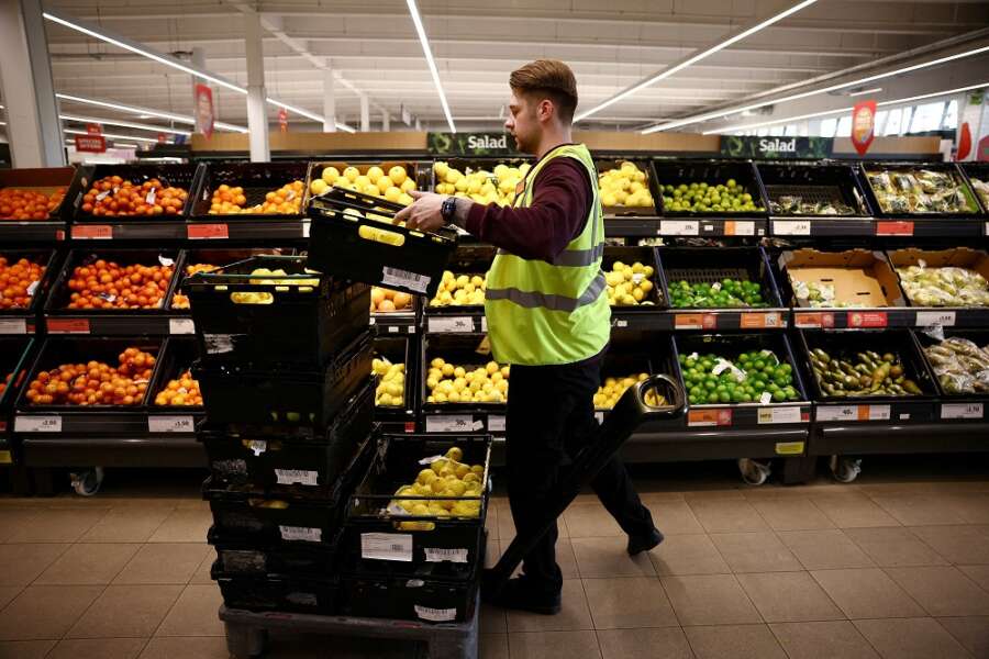 Christmas fizz prompts UK’s Sainsbury’s to lift profit guidance