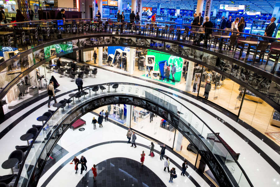 German retailers face 4% slump in sales in real terms in 2023 – HDE