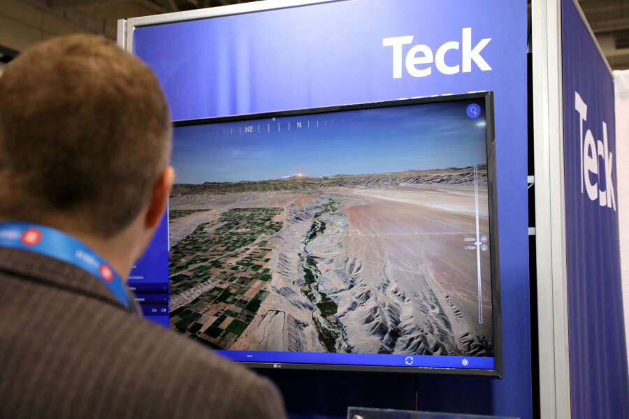 China Investment sells some shares in Teck Resources