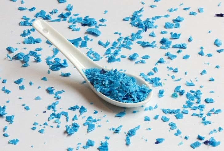 EU Commission proposes measures to curb microplastic pollution from pellets