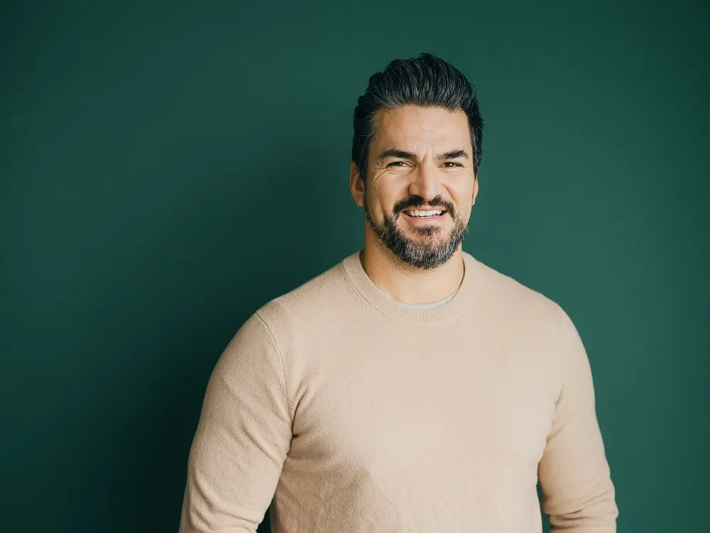 French Eco-Warrior Romain Girbal Sheds Light on Hazards of Aluminum Production, IB2’s Green Solution