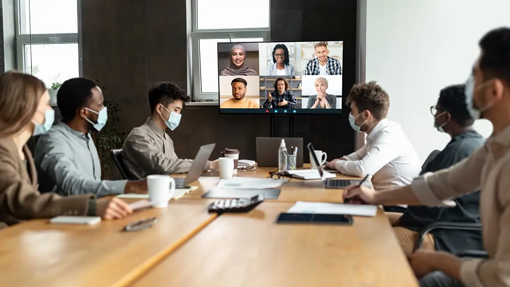Tips for conducting effective business meetings online