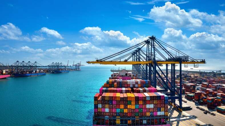 Top shipping companies in the world