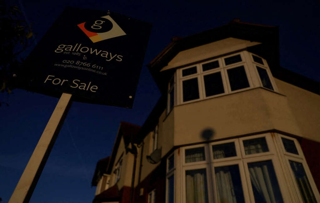 ‘Mini-budget’ fallout hits UK house prices in October – Halifax