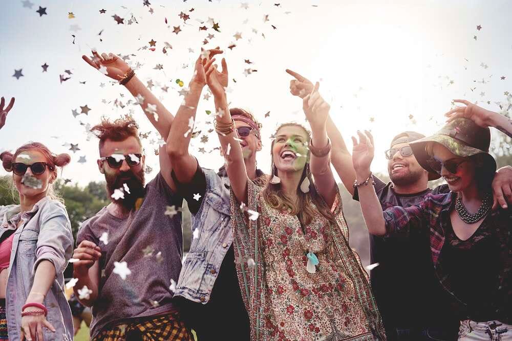 Parents set to spend over £750 on prom as half admit they will resort to credit cards to pay for their teenager’s big night