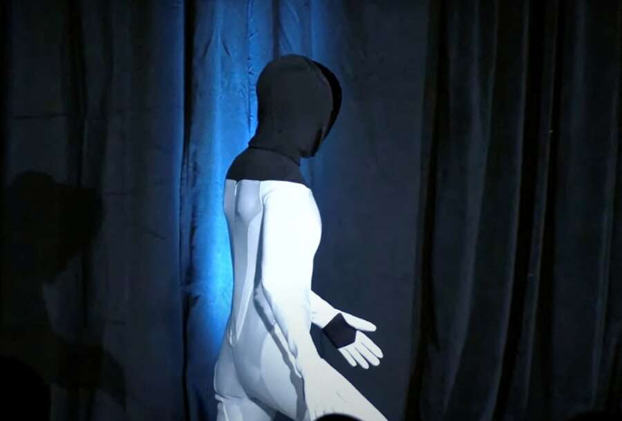 Elon Musk faces skeptics as Tesla gets ready to unveil ‘Optimus’ robot