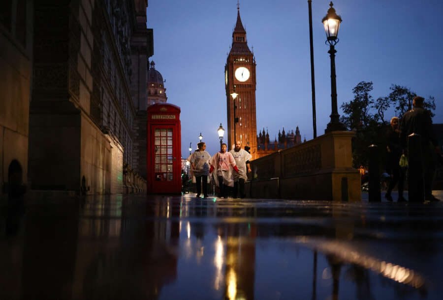 UK’s National Grid launches 50 million pound energy support fund