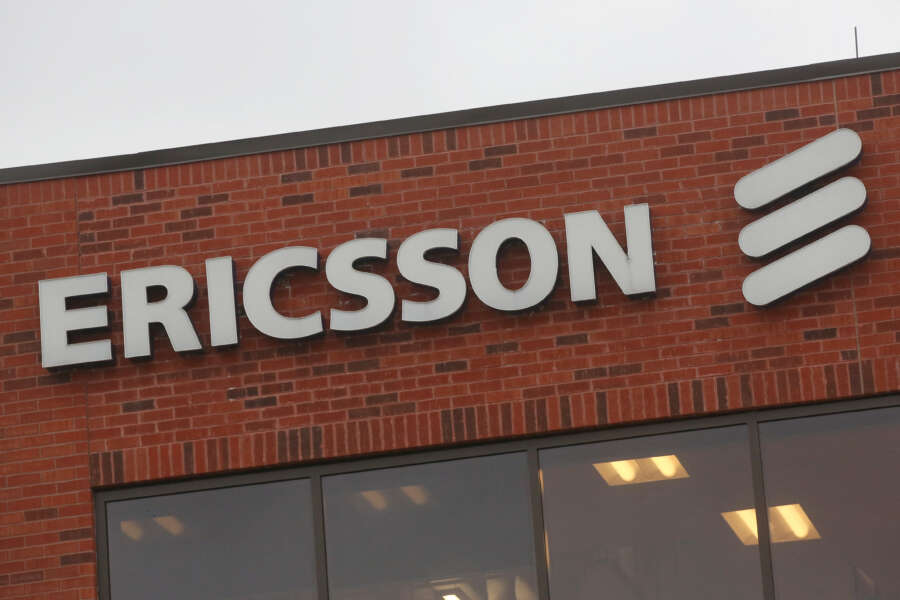 Ericsson’s quarterly operating profit declines, beats expectations