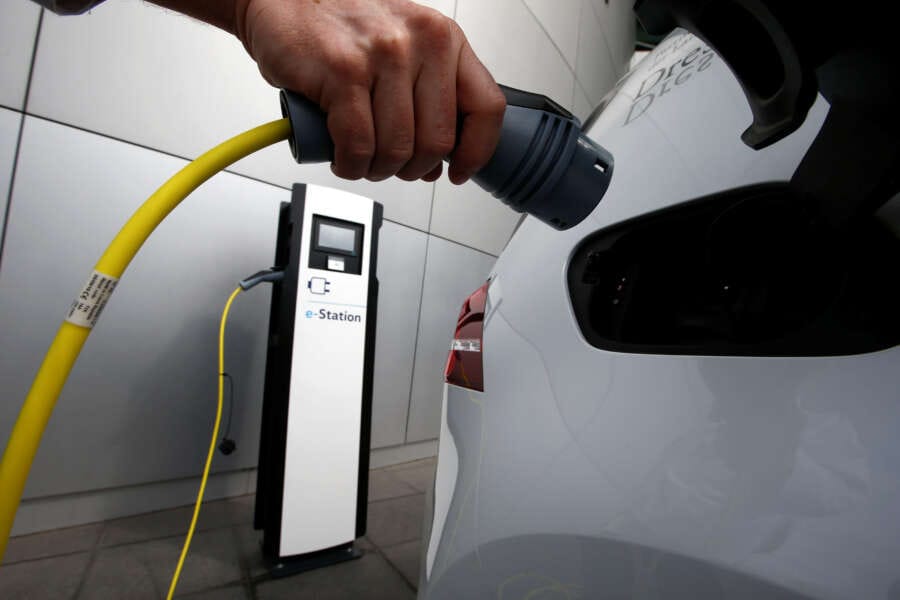 More than a fifth of cars sold in EU in August were full EVs – ACEA