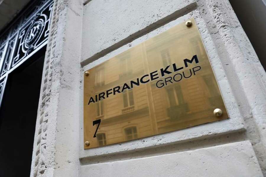 Air France-KLM raises medium-term profit goal, shares rise