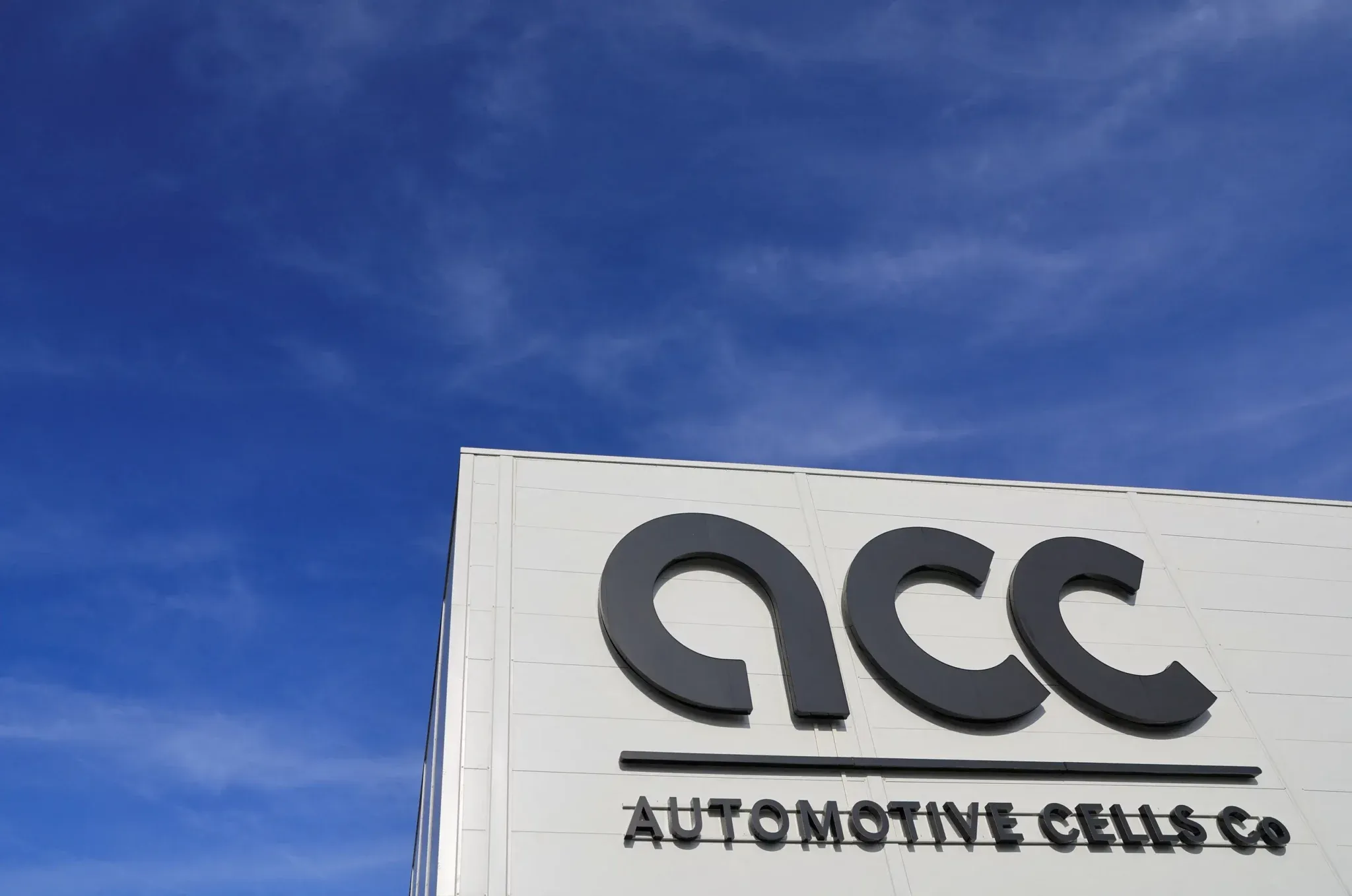 Battery maker ACC secures financing for three European factories