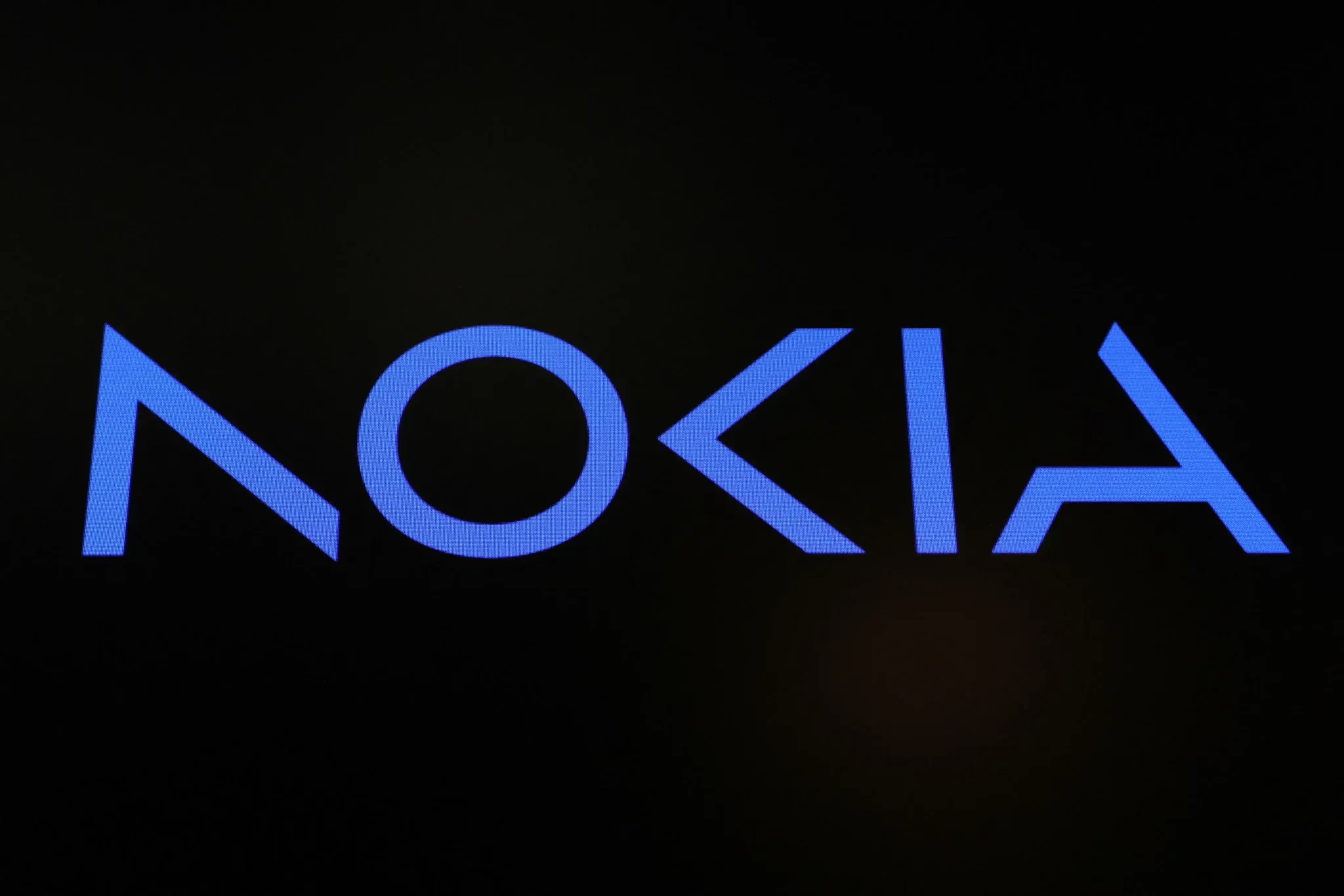 Nokia CEO makes world’s first ‘immersive’ phone call