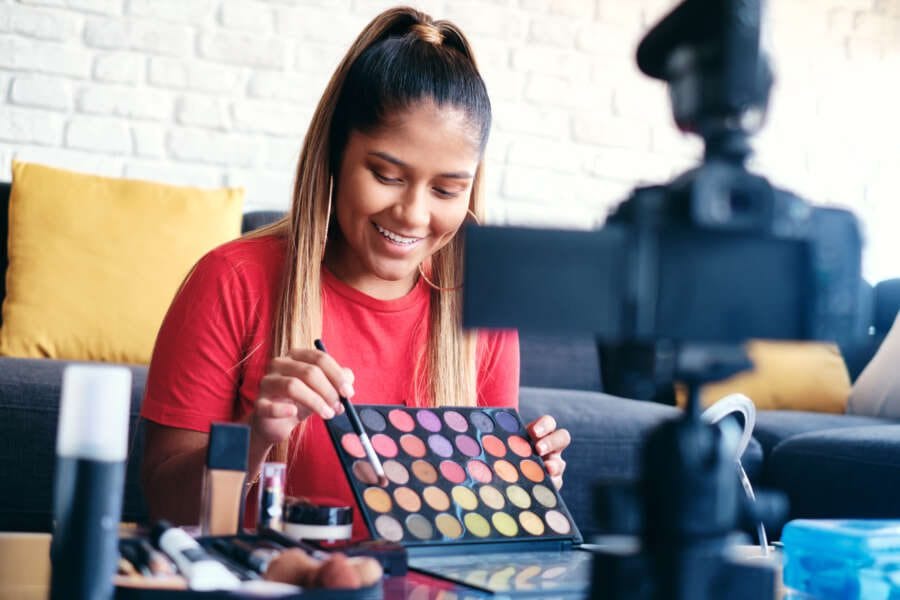 THE IMPORTANCE OF INFLUENCER MARKETING