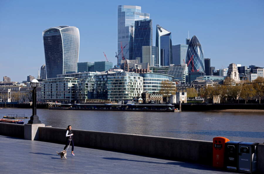 London takes aim at New York with five-year financial plan
