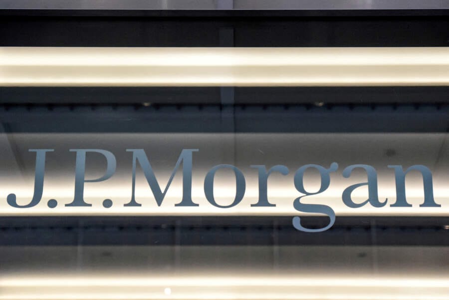 JPMorgan readies overseas retail expansion with German hiring spree