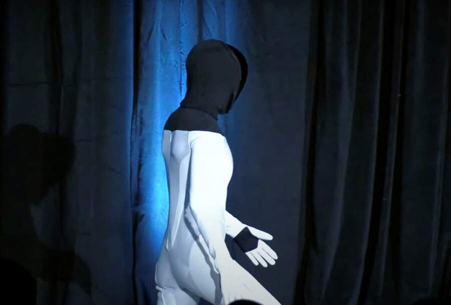 Elon Musk faces skeptics as Tesla gets ready to unveil ‘Optimus’ robot