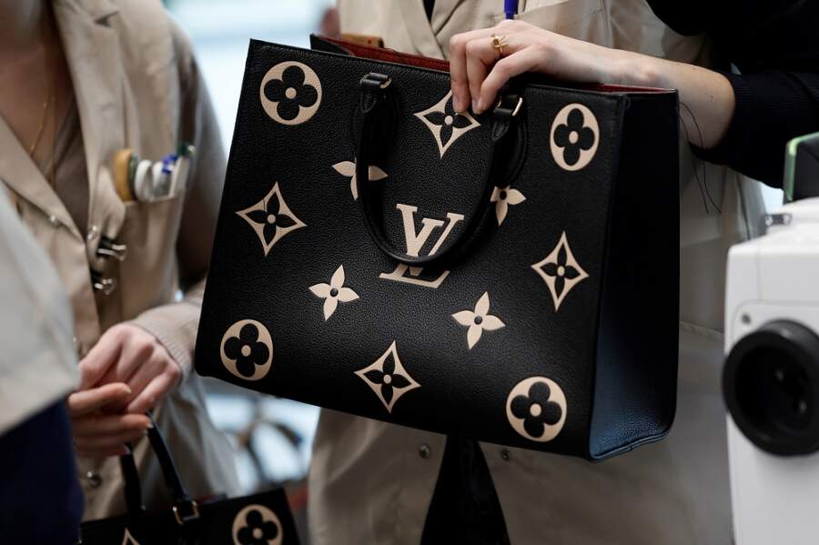 Analysis-LVMH’s caution points to Americans’ waning lust for luxury