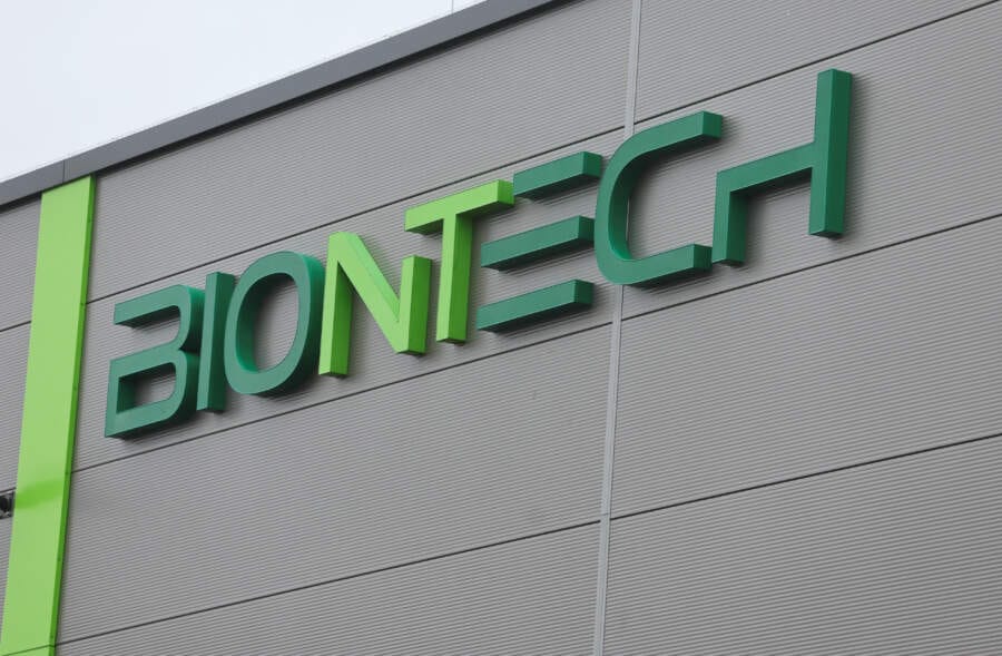 BioNTech reduces drug development spend as COVID vaccine sales plunge