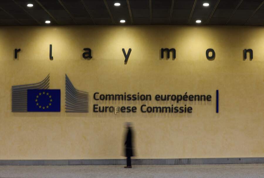 Sizes of European government debt trades halve in 2023-ICMA