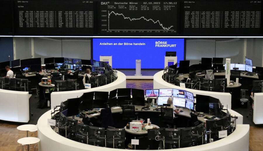 European stocks hits third-straight weekly loss as yields surge