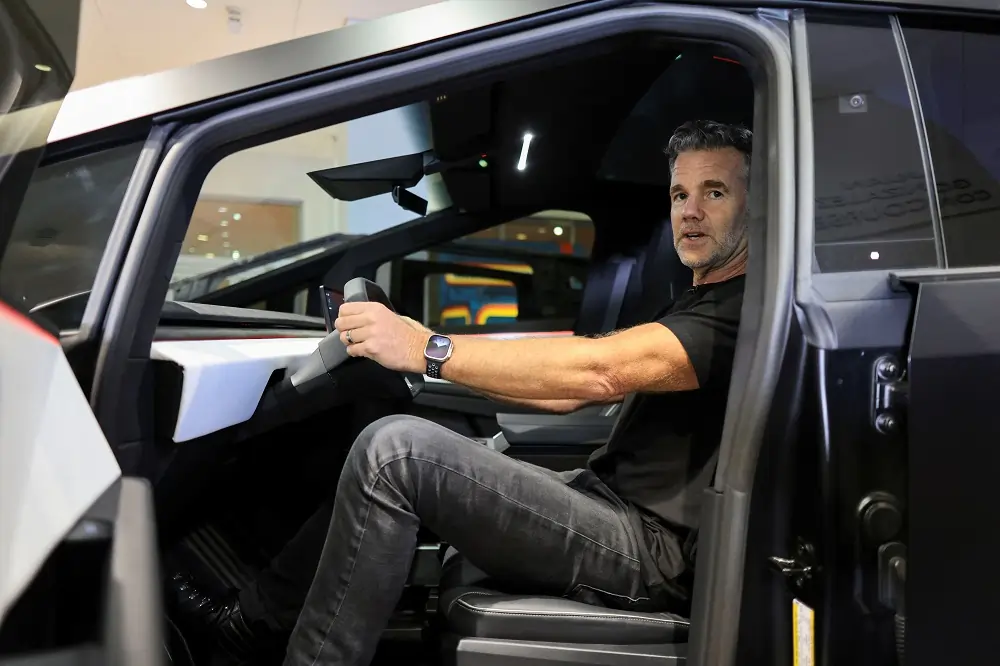 Cybertruck designer says Tesla stainless steel pickup is no experiment
