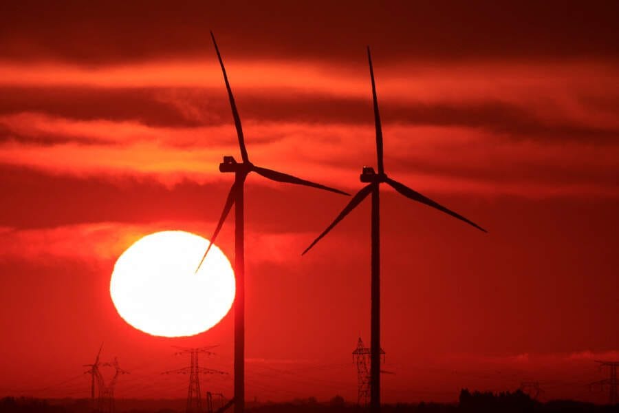 Wind power outpaced gas plants in Europe for the first time in 2023 – Ember