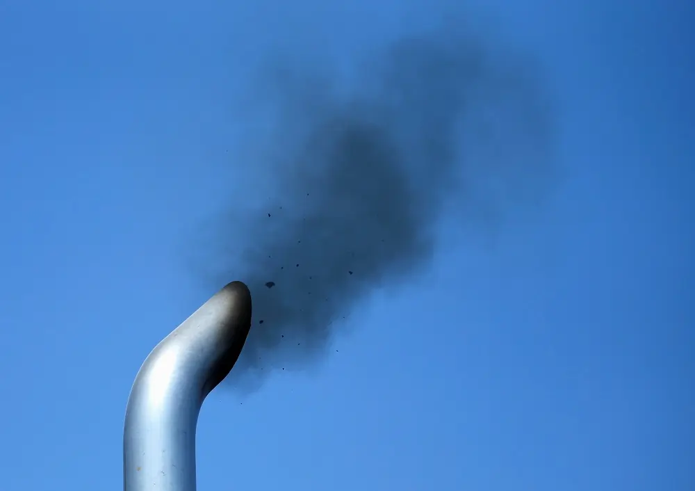 EU countries approve law to slash trucks’ CO2 emissions