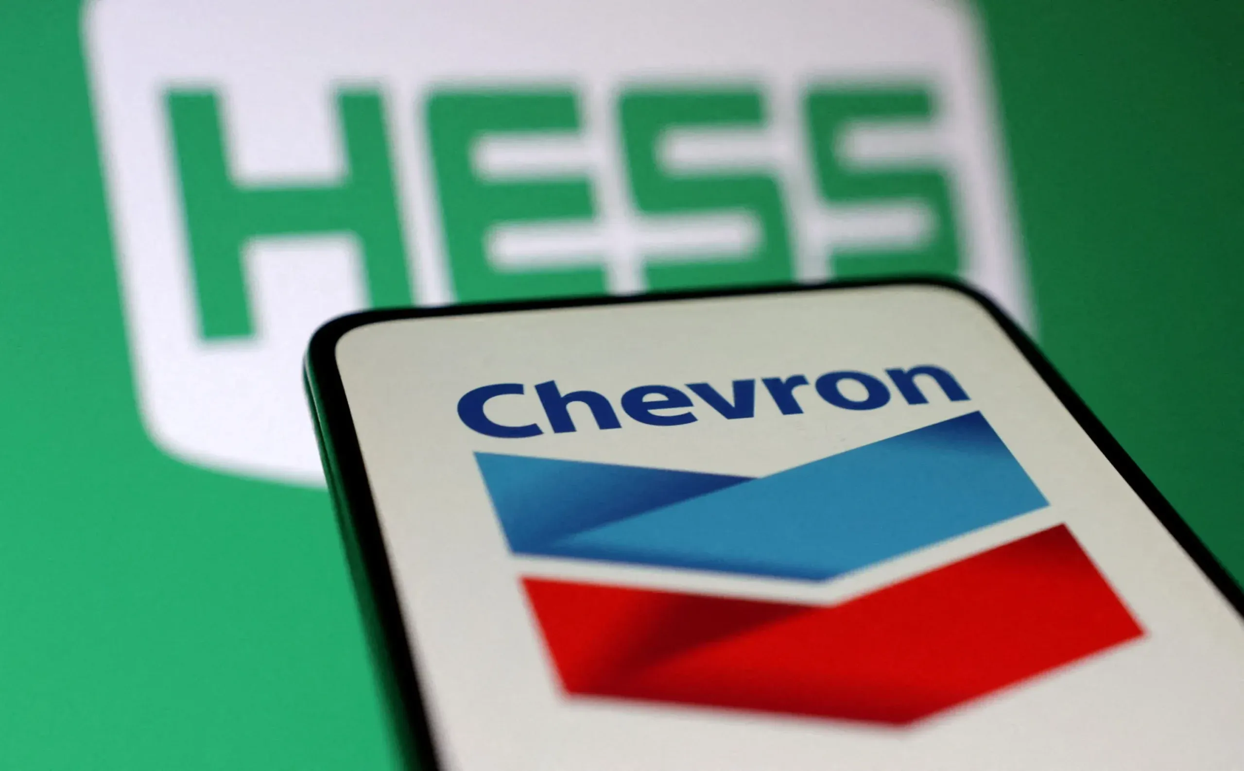 Hess shareholders sign off on $53 billion sale to Chevron