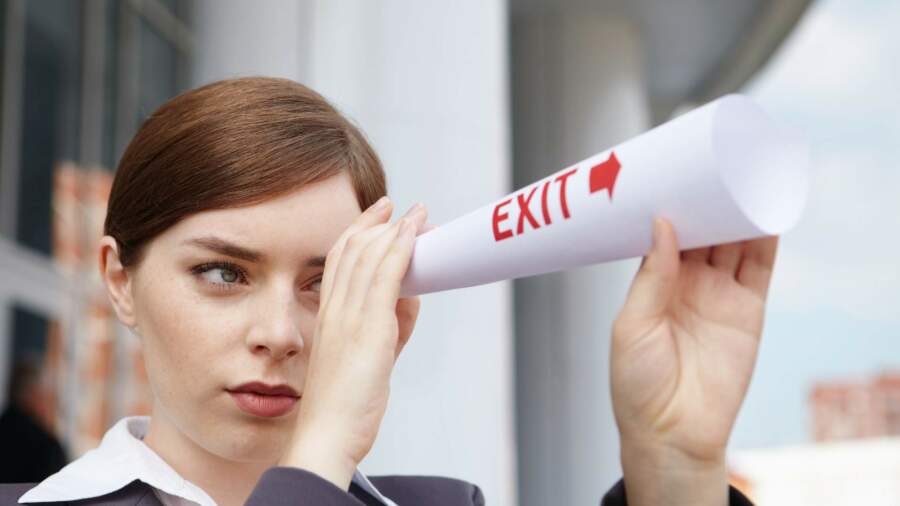 A BUSINESS COACH GUIDE TO A SUCCESSFUL EXIT FROM BUSINESS