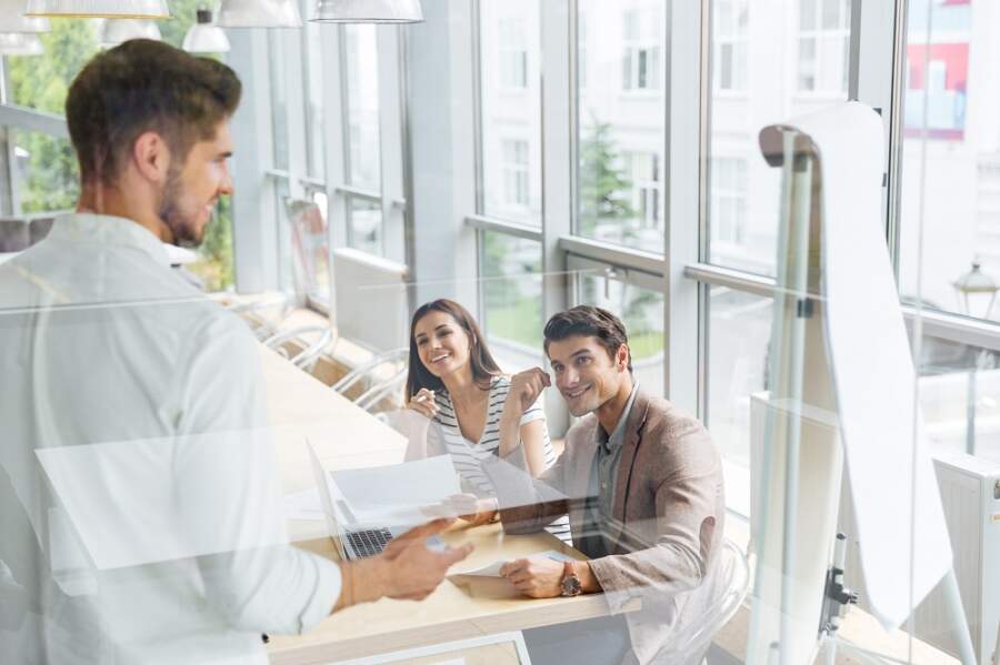 Creating a hybrid working model to boost your team’s performance