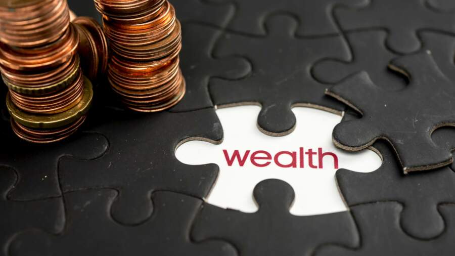 How to Build Wealth in Your 40s