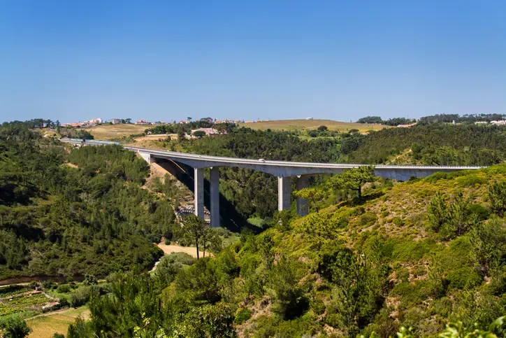 RiverRock and Horizon acquired from Ferrovial an 89.2% stake in Euroscut Azores, a Portuguese 93 km shadow toll road in the Azores