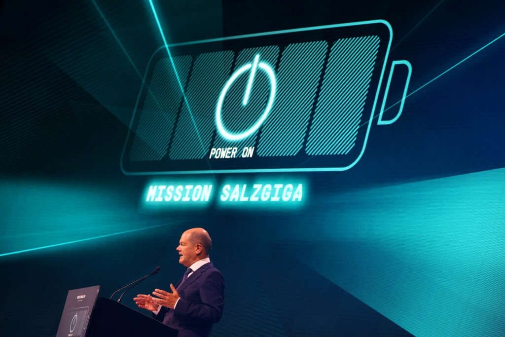 German chancellor meets auto, battery bosses in ‘mobility’ summit