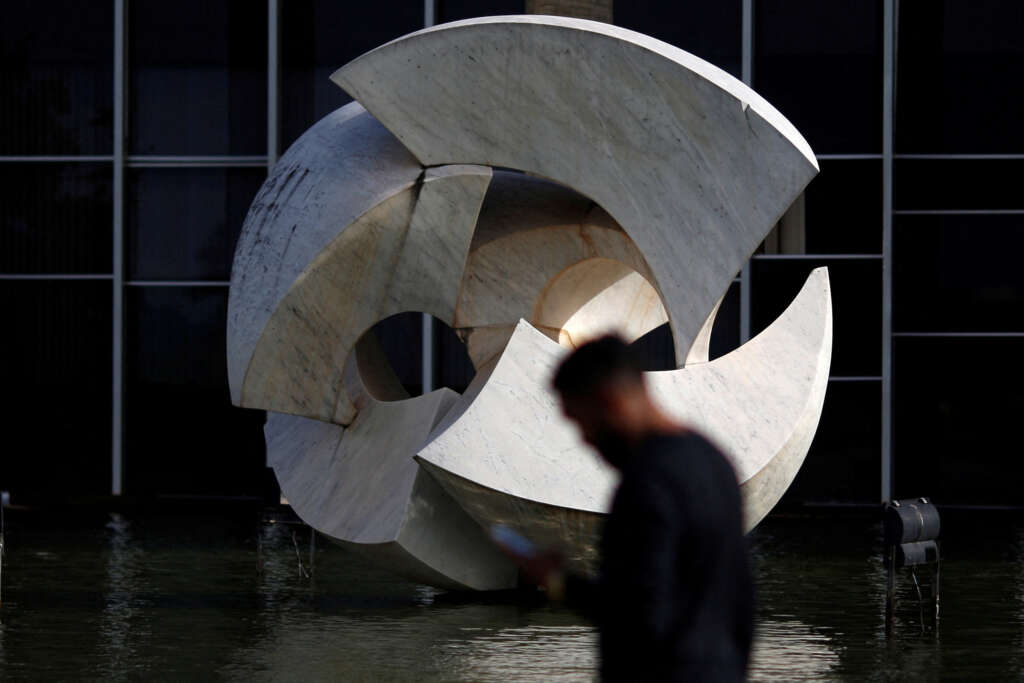 Brazil to resume visa requirements for US, Japan, Australia, Canada -sources