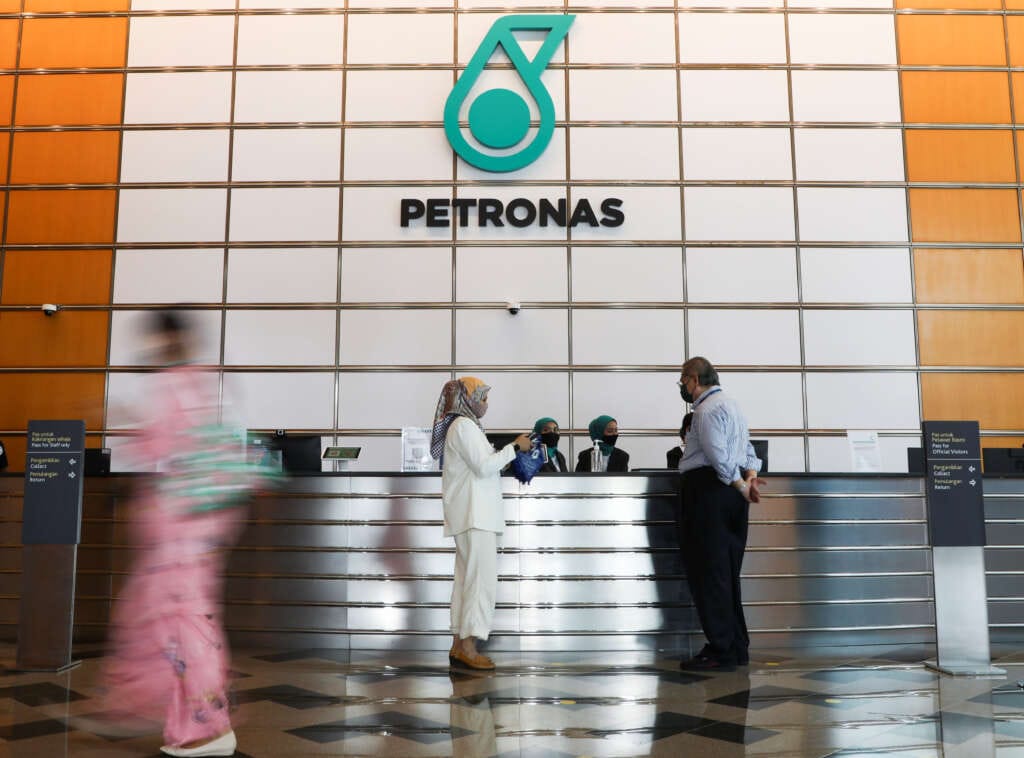 Petronas, TotalEnergies and Mitsui ink carbon capture and storage project deal