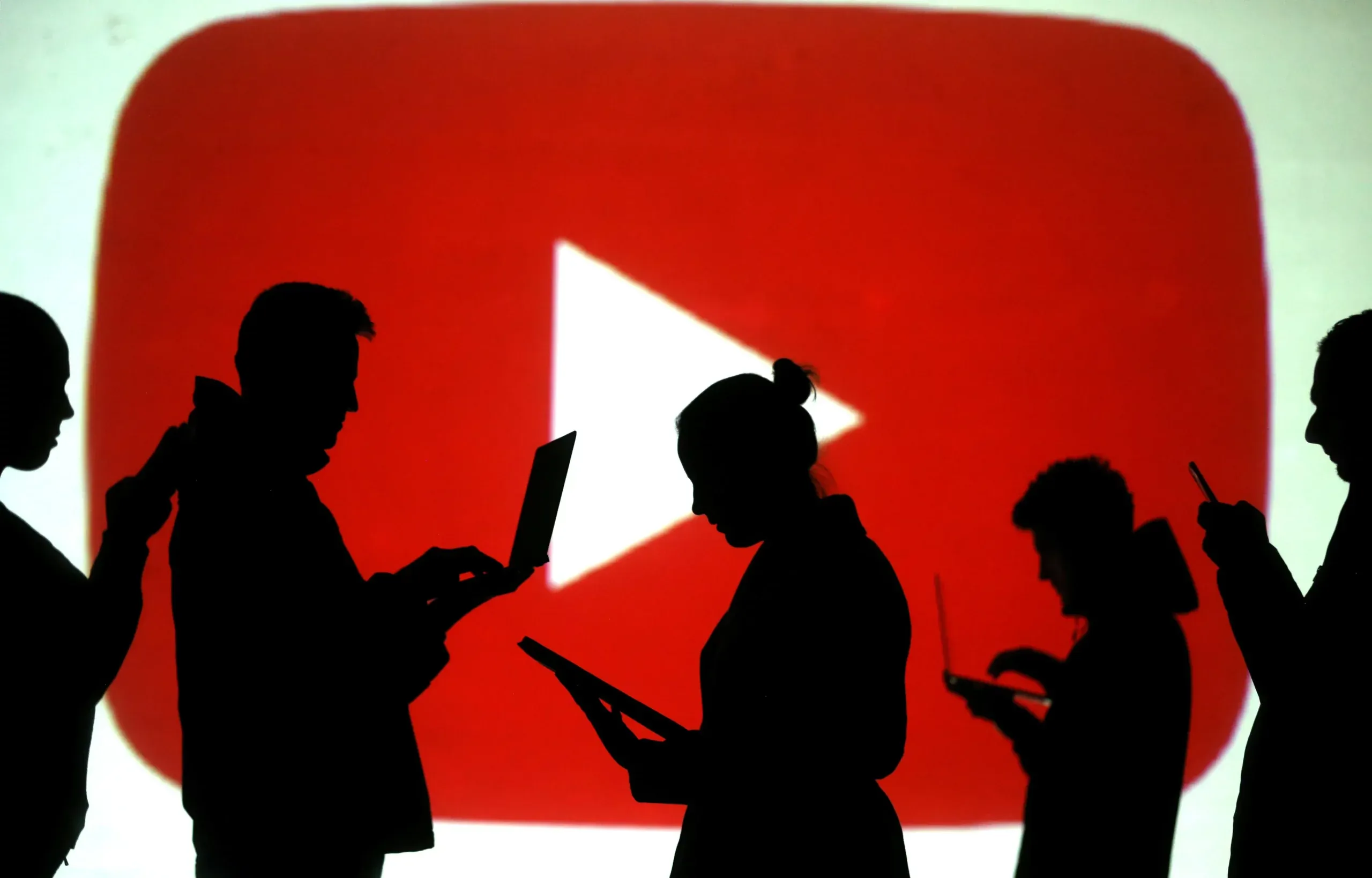 YouTube tests context ‘notes’ feature for videos