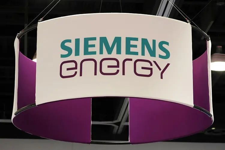 Siemens Energy raises free cash flow outlook after solid Q3