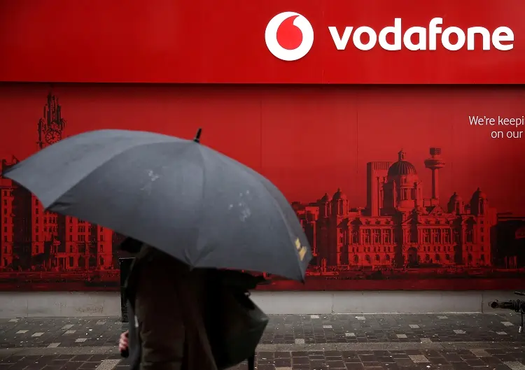 Vodafone franchisees in Britain file legal claim against telecom group