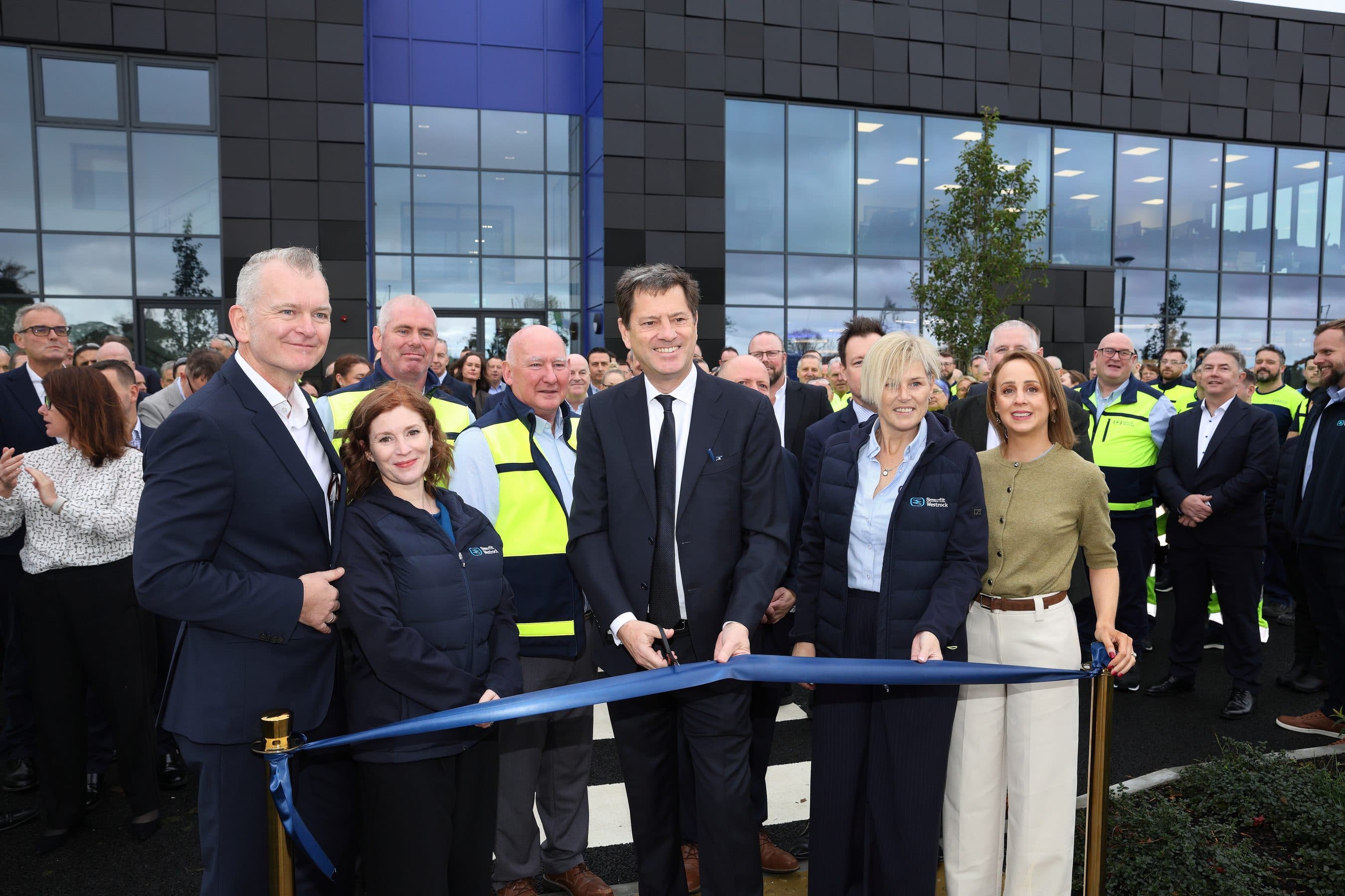 SMURFIT WESTROCK UNVEILS WORLD’S FIRST DEDICATED CLINICAL PACKAGING FACILITY FOLLOWING €40 MILLION INVESTMENT