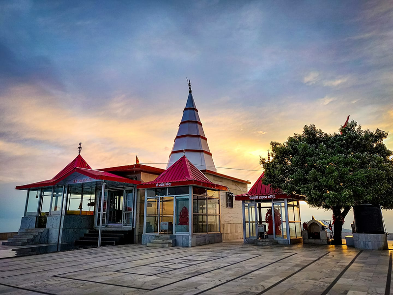 A mesmerising photo of the Kali Ka Tibba temple in Himachal Pradesh.