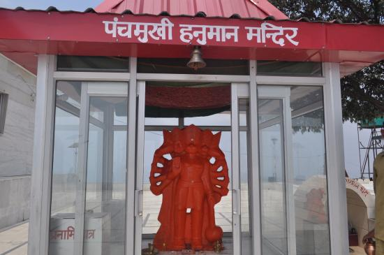 The Panchmukhi Hanuman shrine inside Kali Ka Tibba temple in Himachal Pradesh.