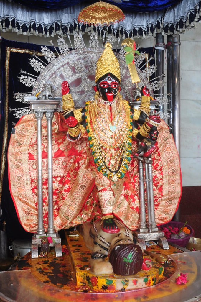 An image of Ma Kali's idol at Dakshineshwar Kali Temple, Kolkata.