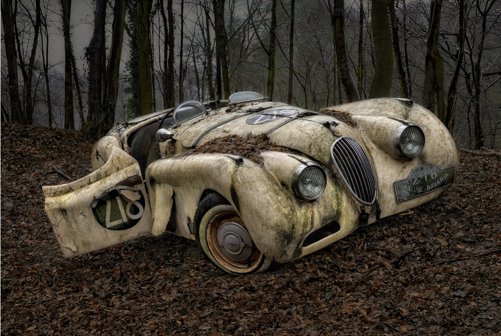 Abandoned car 3