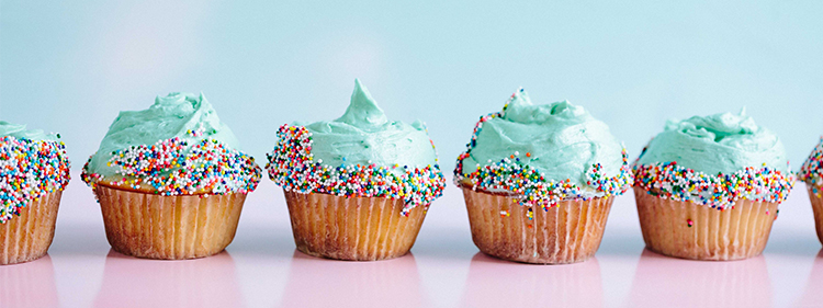 Classic Vanilla Cupcakes