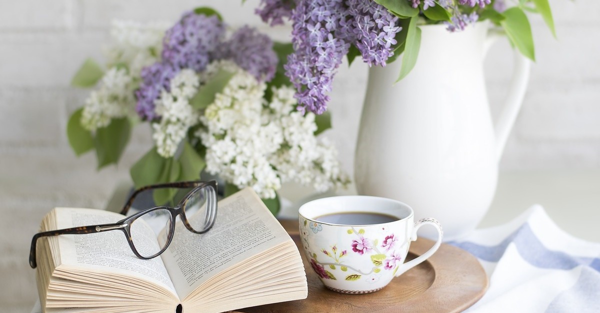 The Complete 2025 Guide to Books about Flowers 