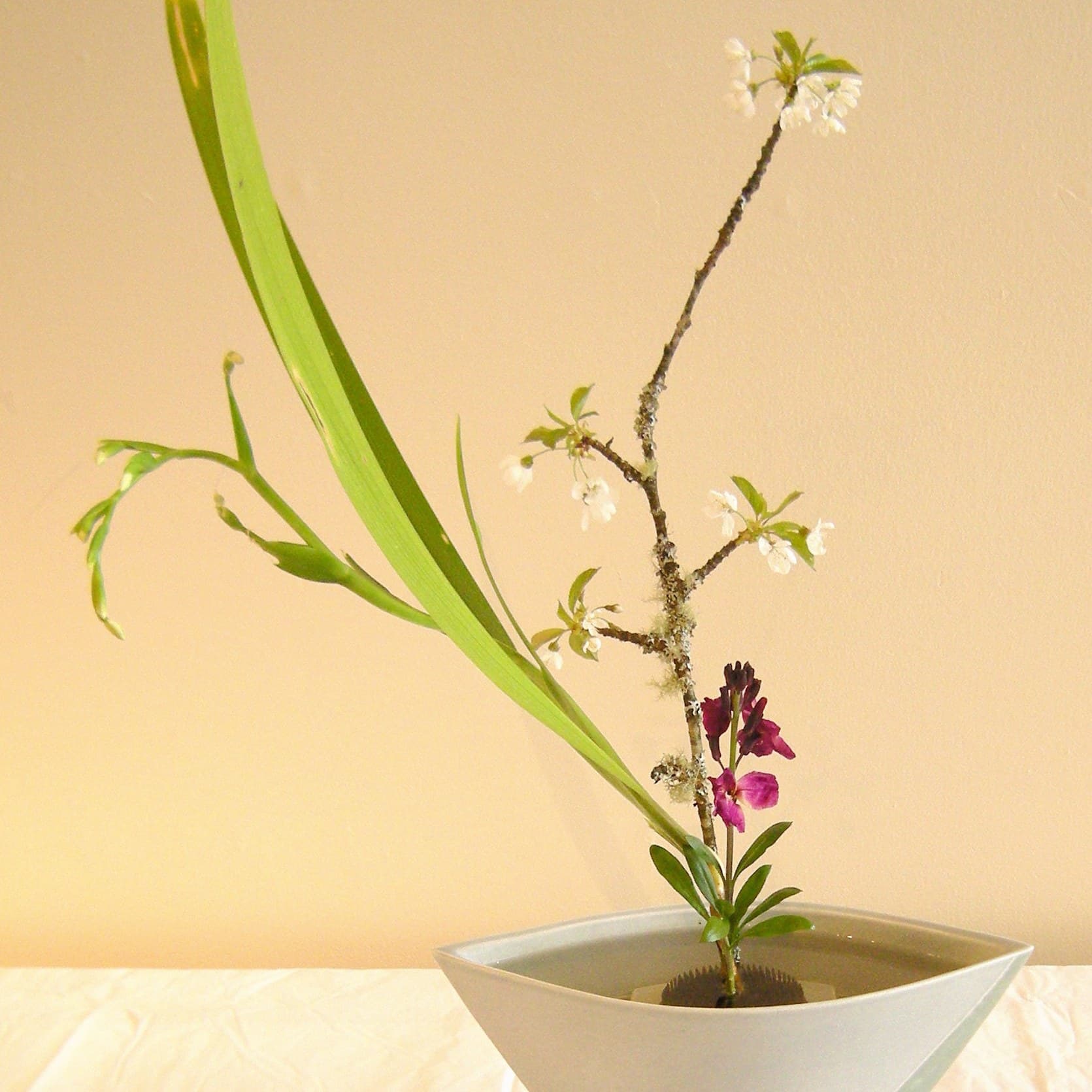 Ikebana arrangement