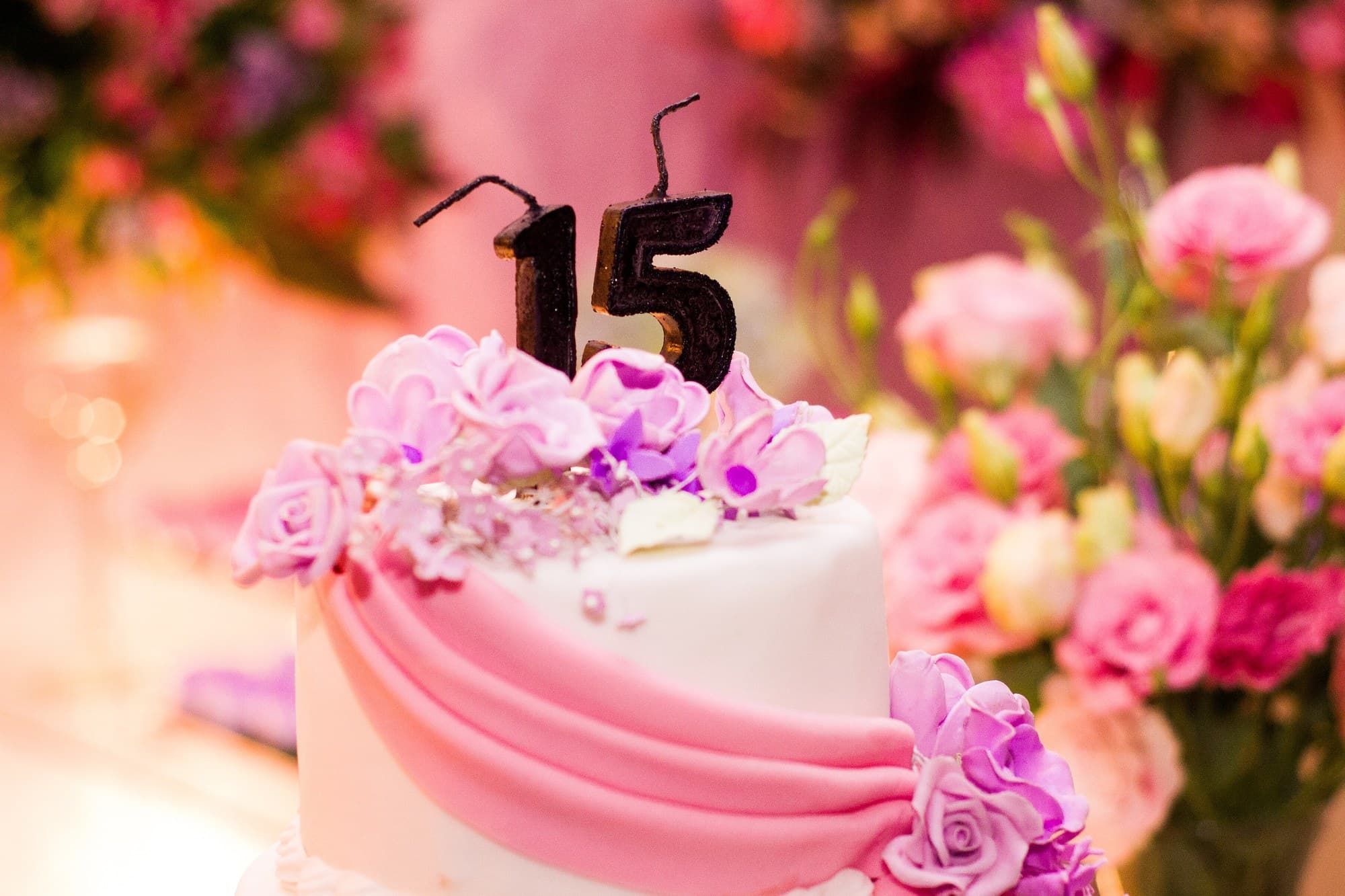 What to Write in a Birthday Card: 60+ Messages