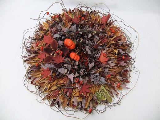 Leaves by Hundreds Came floral art design by Christine de Beer (1)
