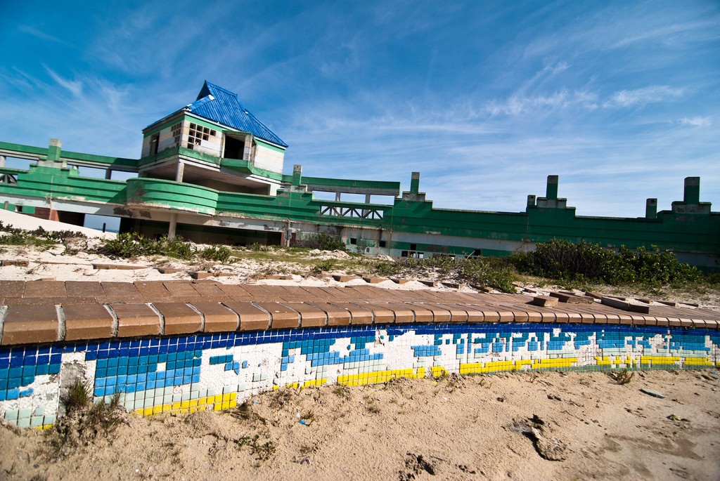 Macassar Beach Pavilion 2